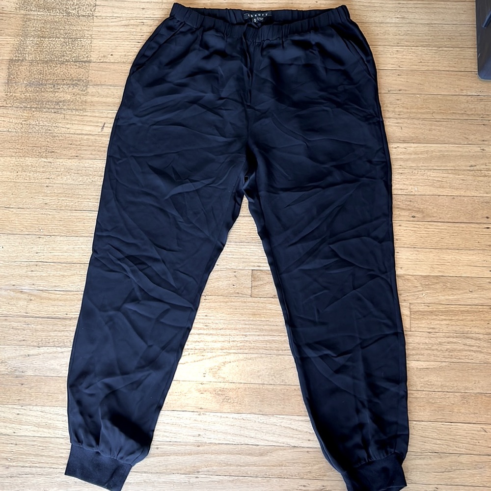 THEORY Silk Black jogger
